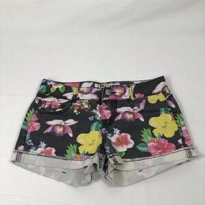 Lei shorts size 1‎ junior